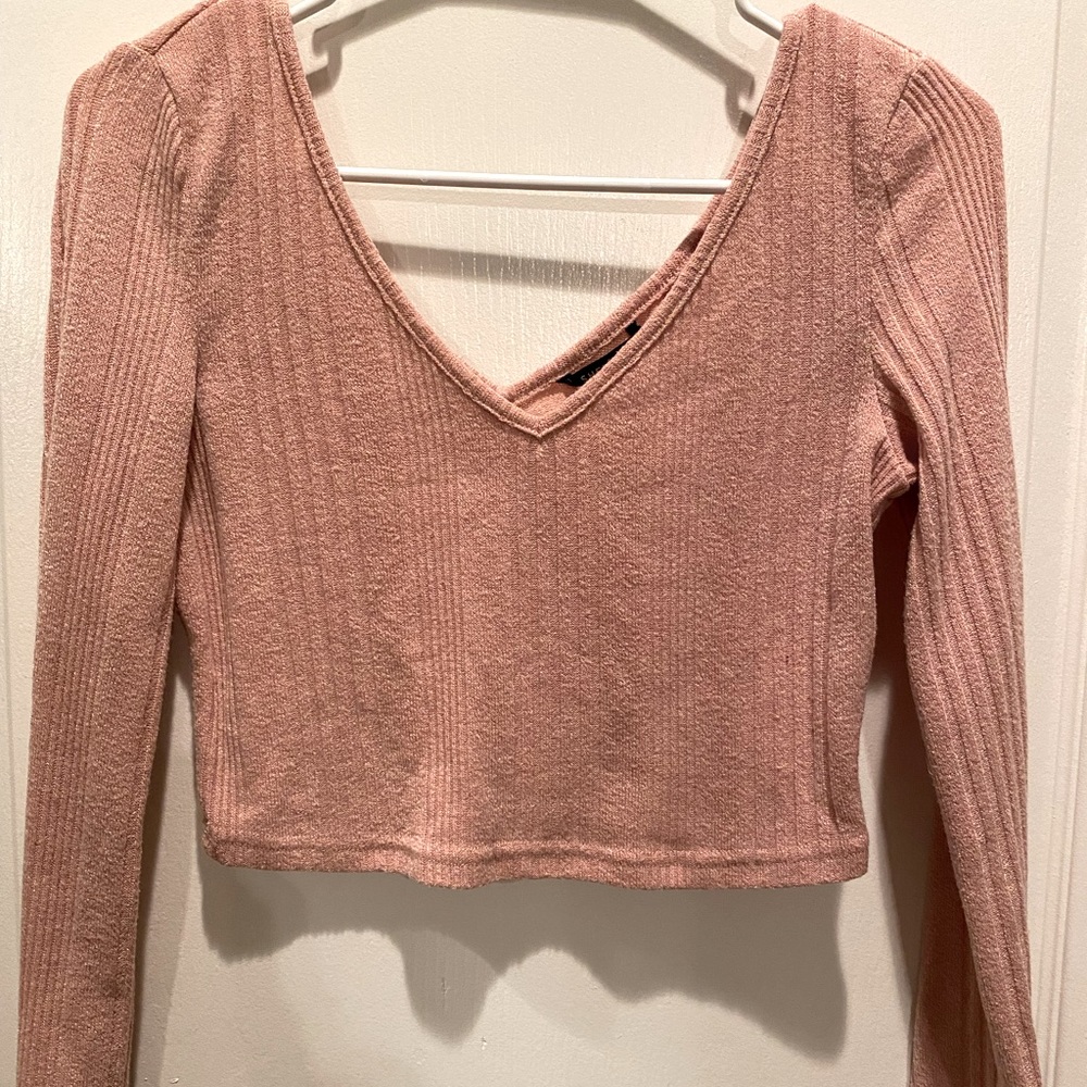 pastel pink long sleeve vneck , brand: shein , size: M